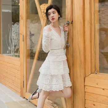 

CBAFU high quality v neck embroidery lace cake dress women long sleev hollow out beach summer dresses mini vintage vestidos F011