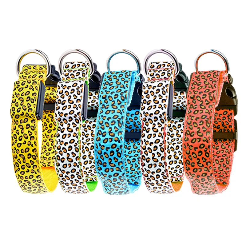 

Pet products traction leopard 5-color night light dog led collar to prevent loss of car collision dog collar