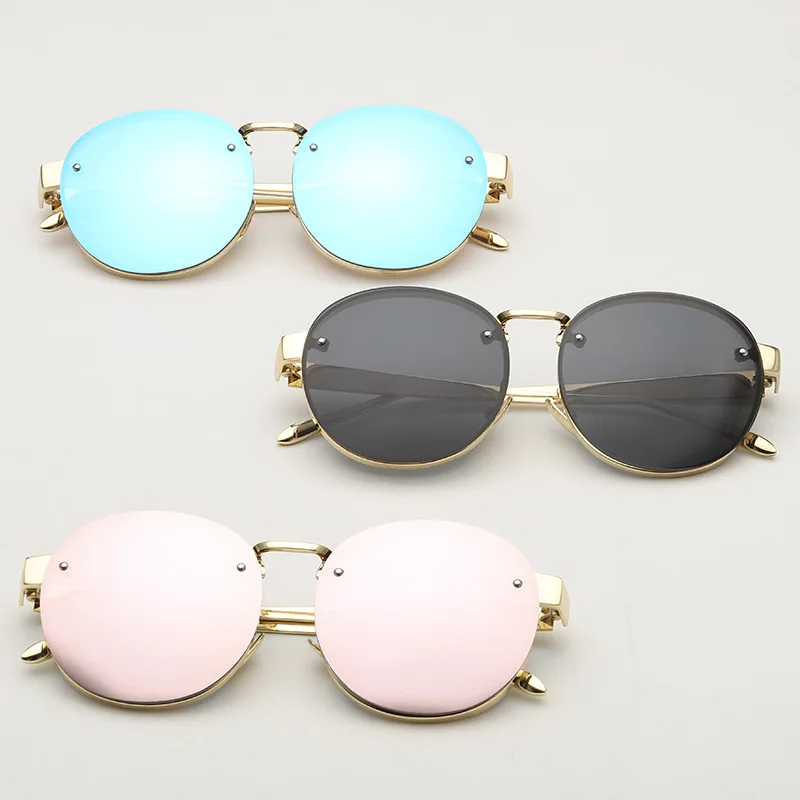 New fashion dazzling color film round men and women with sunglasses 1726