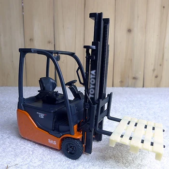 

1:23 ROS Toyo Traigo 48 Metal Forklift Truck Model High Simulation Forklift Alloy Die casting Model Collection For Kids Gift
