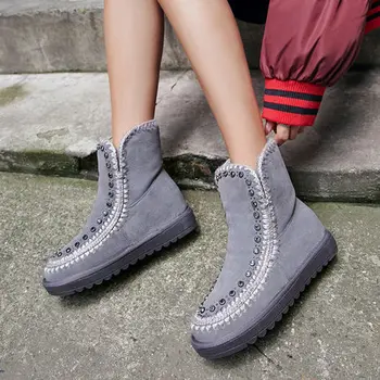 

Snow boots female fur one 2019 winter fashion new rhinestone increase 41 large size thick bottom cotton boots
