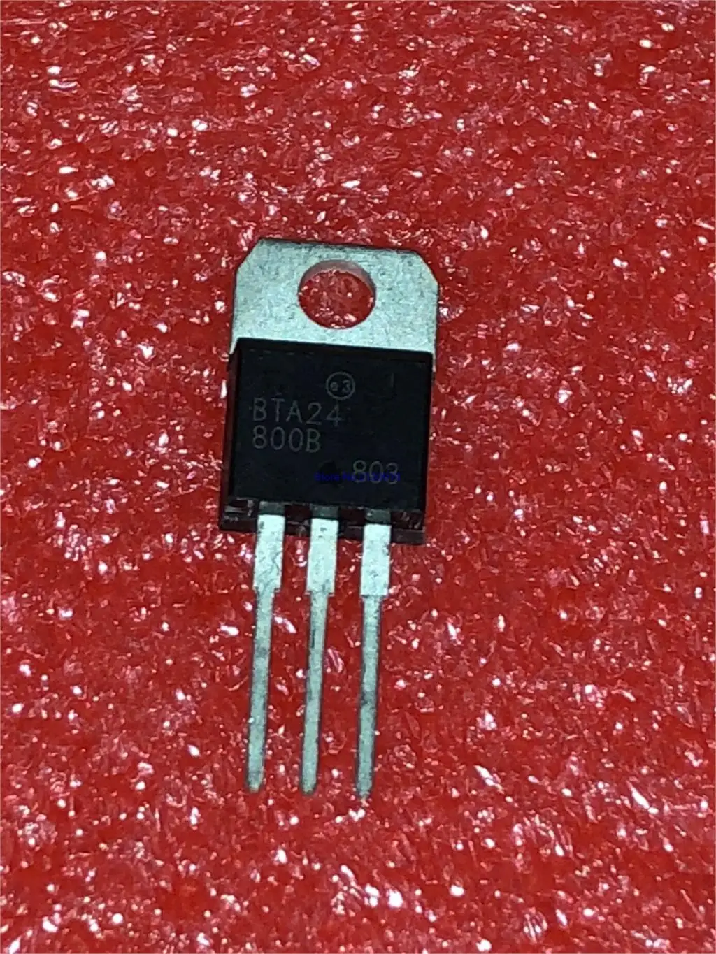 

10pcs/lot BTA24-800B BTA24-800 TO-220 In Stock