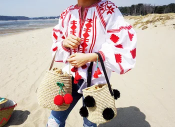 

Hand-woven cute cherry ball shoulder bag beach bag vacation straw bag