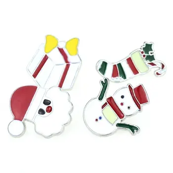 

SPP2 Hot Sale Creative Christmas Gifts Santa Claus Christmas Trees Socks Hat Sock Rhinestone Brooches For Women Gift