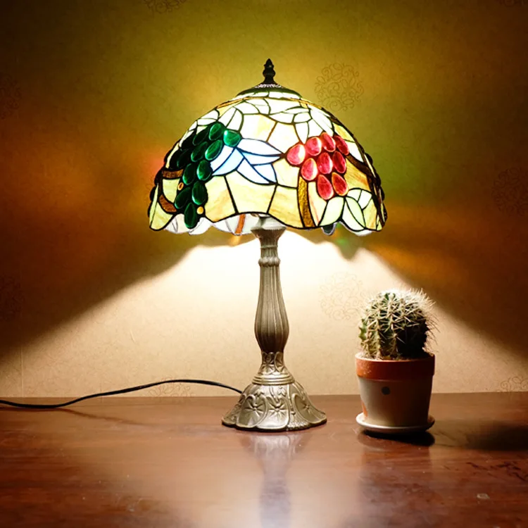 

Factory direct selling restaurant table lamp bar coffee shop atmosphere table lamp bedroom bedside grape night lamp