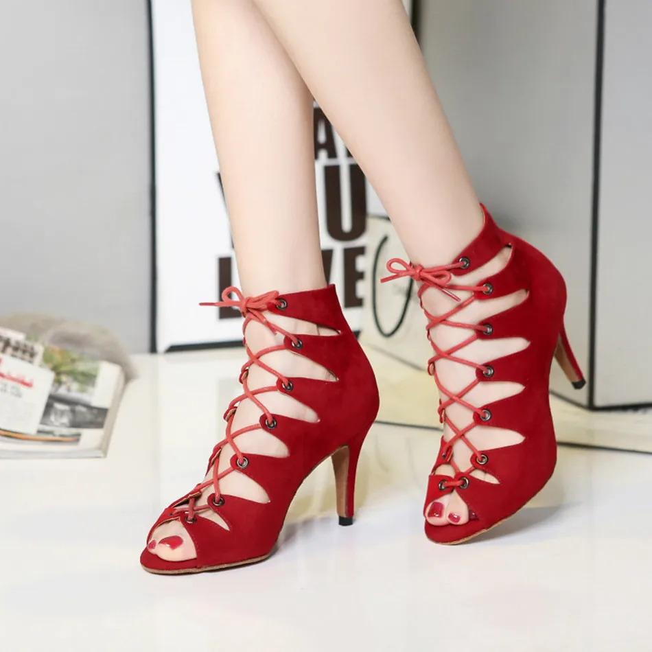 Сальса латинские танцевальные сапоги для женщин Красный каблук со шнуровкой Бальные Bachata Kizomba Румба Самба танец обувь сандалии туфли красные для танцев сапоги из ткани атлас туфли для бальных танцев