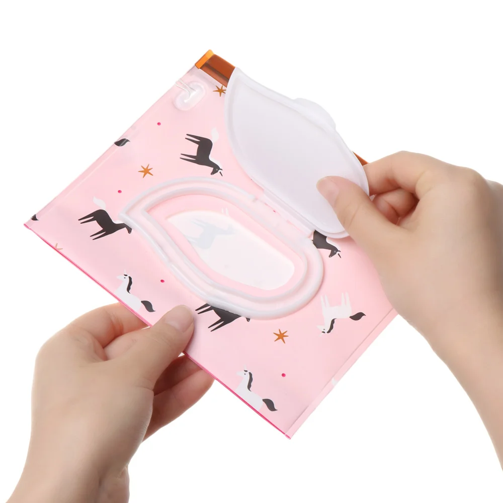 1Pc Cute Baby Wet Wipes Bag Flip Cover Tissue Box Fashion Useful Cosmetic Pouch Baby Product Stroller Carrying Case Acceseories 3