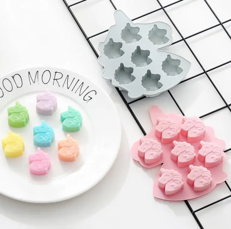 

Silicone Unicorn chocolate mold 7 holes CUTE Unicorn shaped silicone mold for wholesale 200 pieces SN3790