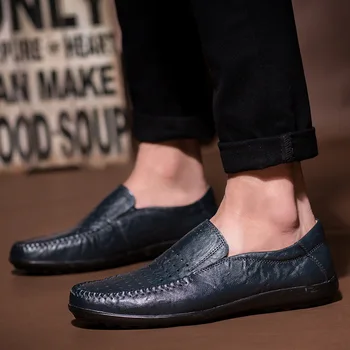 

Men's Shoes Zapatillas Summer Soft Shoes Male Genuine Leather Loafers Slip-on Pig Split Gostinshoes Cow Leather Handmade Rubber