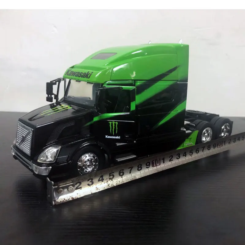 VOLVO TRUCK (10)