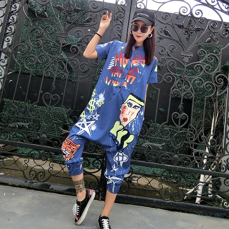 New Women Cartoon Graffiti Printing One Piece Overalls Mandarin Collar Short Sleeve Jumpsuit Hip Hop Design Rompers Baggy Pants New Women Cartoon Graffiti Printing One Piece Overalls Mandarin Collar Short Sleeve Jumpsuit Hip Hop Design Rompers Baggy Pants