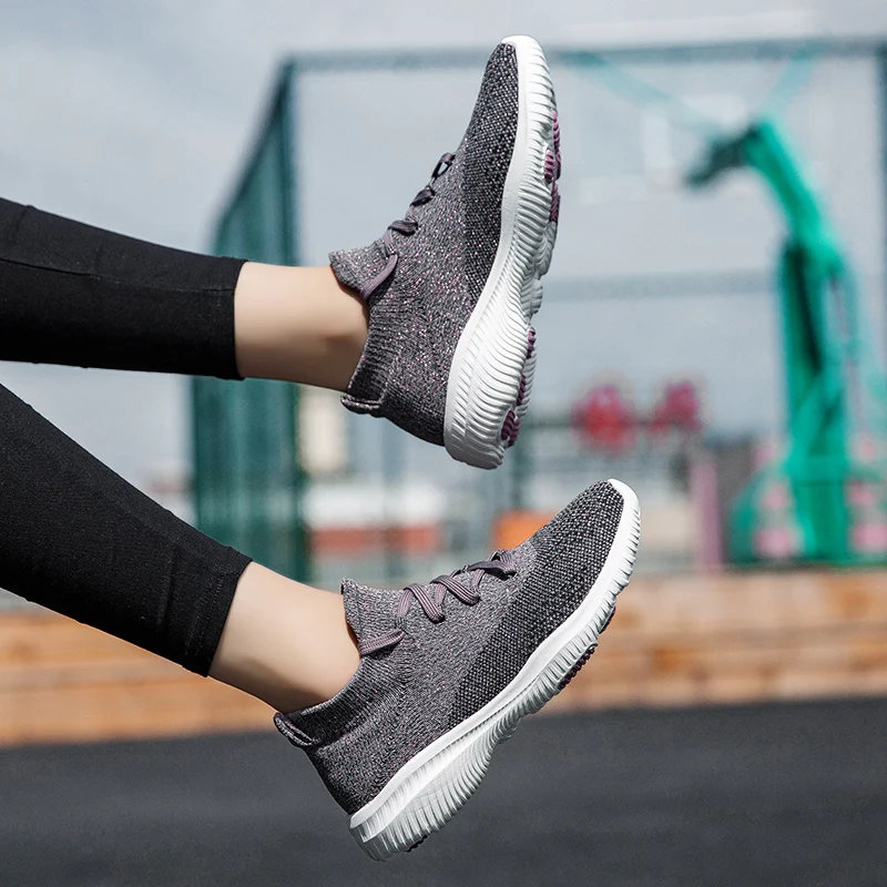 Пара беговых кроссовок для влюбленных, уличные кроссовки, летающие тканые сетчатые Дышащие носки, кроссовки для женщин и мужчин, прогулочная обувь, размер 35-45