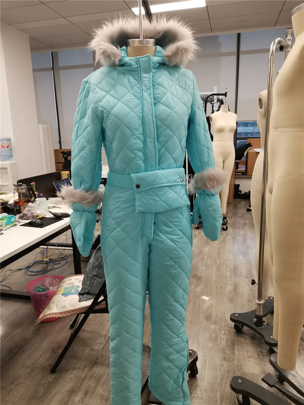 Umeko шикарные зимние комбинезоны с капюшоном, парка с хлопковой подкладкой, теплый лыжный костюм с поясом, прямые цельные женские повседневные спортивные костюмы на молнии
