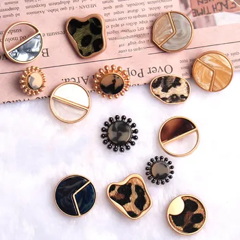 

1lot=5pcs fashion golden Leopard print irregular button clothes High-grade metal Diamonds buttons Sewing Handwork accessories