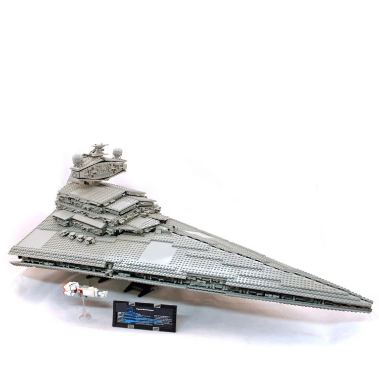 

3152 PCS King Blocks 81030 Super Star Destroyer Compatible 10221 technic Children toys bricks Christmas Gift 4px To DE