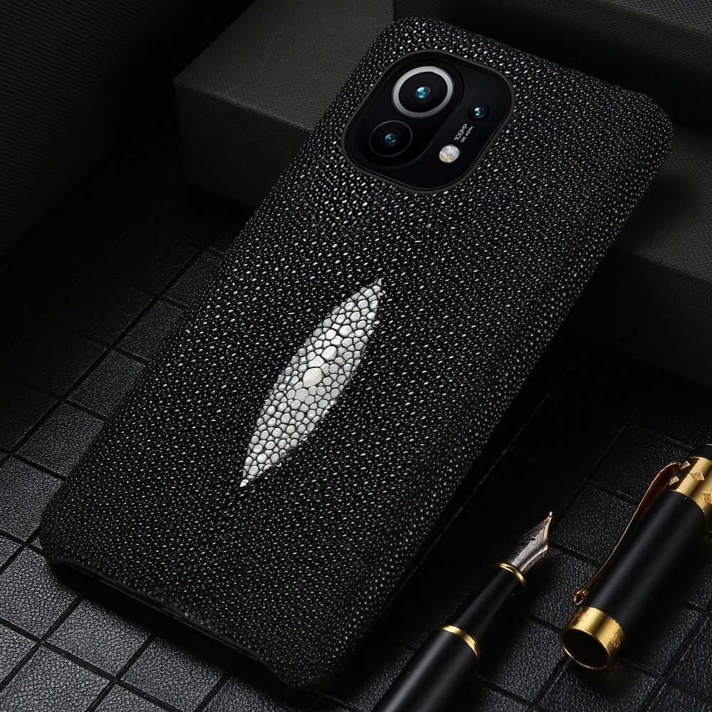 

Genuine Stingray Leather Case for Xiaomi Mi 14 11 12S 13 Ultra 12T 13T 14Pro Poco X6 Pro Cover for Redmi Note 13 Pro Plus 5G