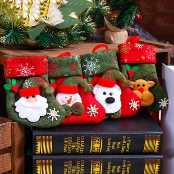 

19cm*15cm*9cm Christmas Mini Socks Xmas Tree Hanging Decor Santa Claus Candy Gift Bag Old Man Snowman Elk Bear Bag