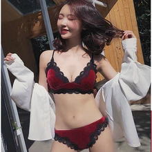 Женский сексуальный кружевной комплект с бюстгальтером, прекрасное женское белье бархатное нижнее белье, мягкое удобное нижнее белье, комплект с бюстгальтером и трусиками на осень и зиму