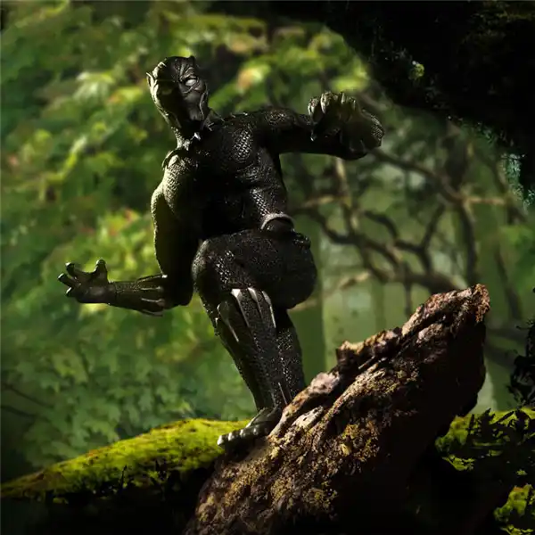 mezco one 12 black panther