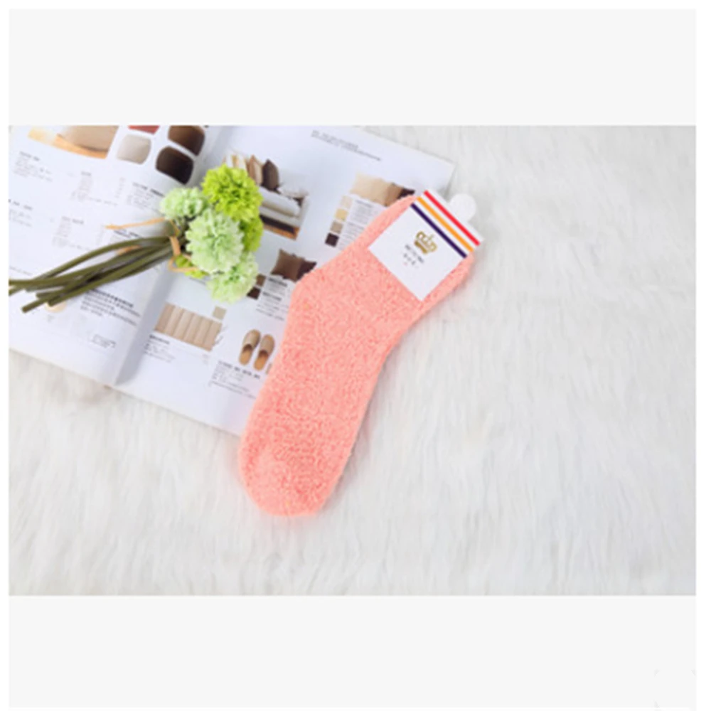 slipper socks women Winter Warm Slouch Fuzzy Slipper Socks For Women Solid Color Black White Wool Boot Sleep Thermal Socks chausson chaussette femme nike socks women