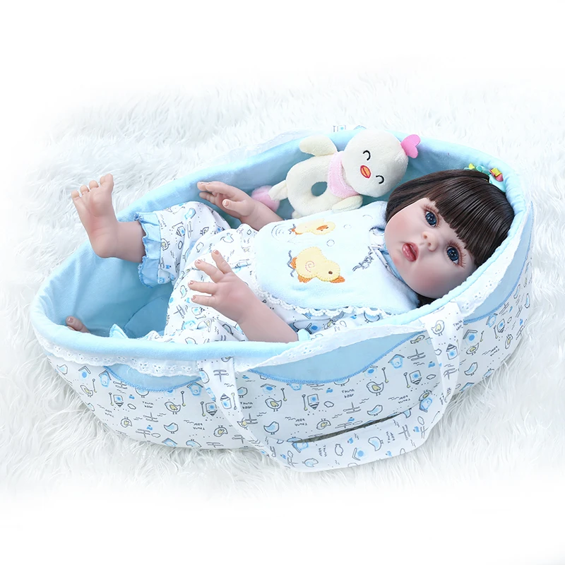 

48CM Lifelike Reborn Dolls Realistic Newborn Baby Girls Soft Silicone Cuddly Bebe Bag Sleeping Basket
