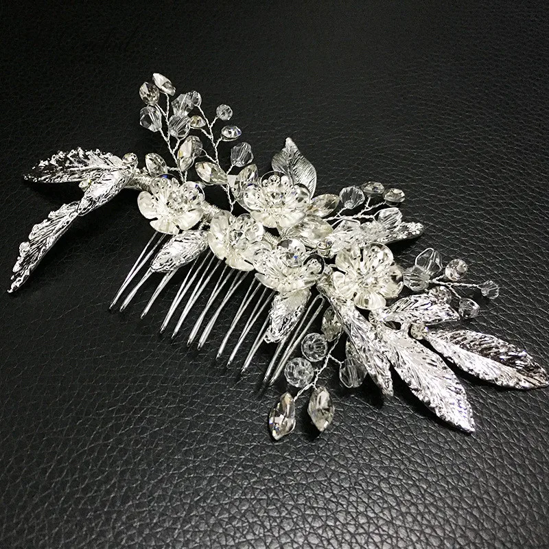 11043535740_2031694177