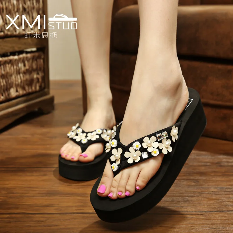 

Hot Selling Summer Women's Angle Little Daisy DIY Flower Flip-flops Women's Platform Thick Bottomed Slanted Heel Sandals