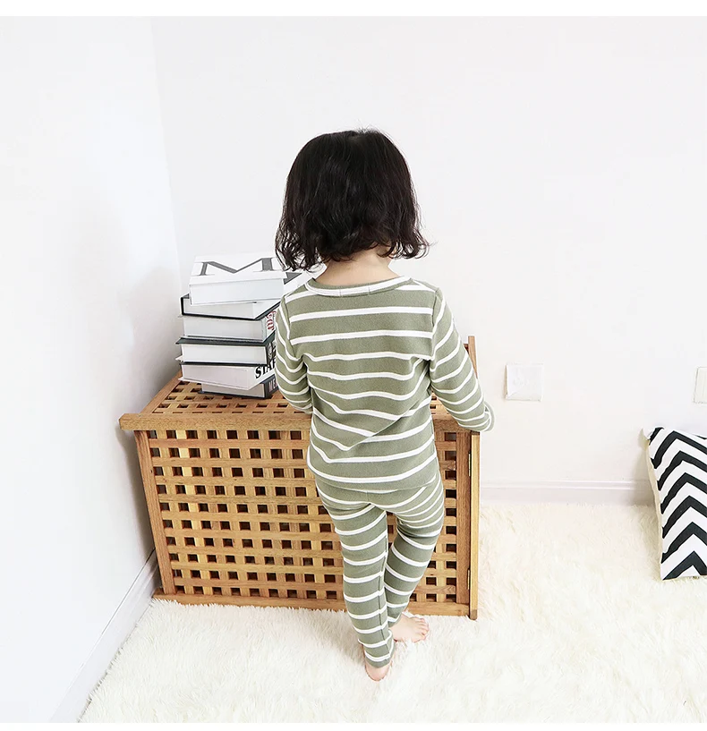 Детский Пижамный комплект для мальчиков и девочек; пижамный комплект в полоску; Топ и штаны; унисекс; коллекция года; одежда для малышей в Корейском стиле; одежда для сна