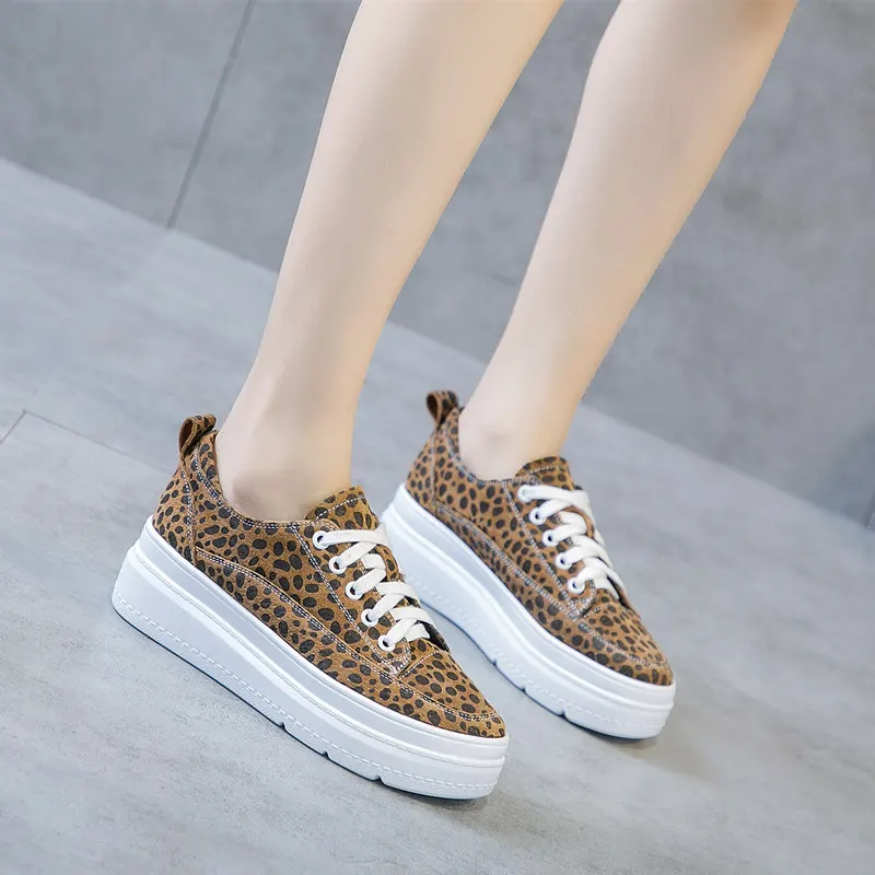Женские вулканизированные туфли; женские кроссовки; леопардовая обувь; chaussures femme; женская обувь на толстой подошве; Цвет Черный; tenis feminino; повседневные кроссовки