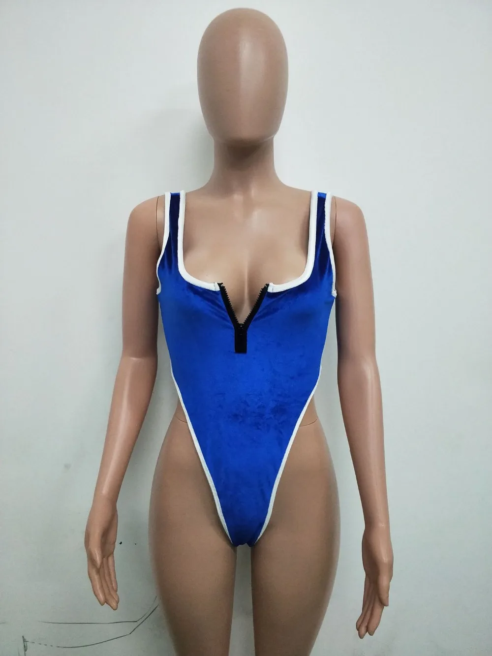 11832605270_167443750