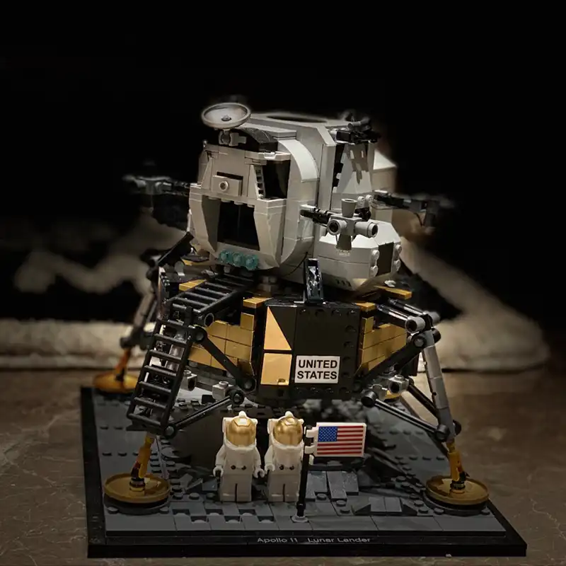2020 Creator Expert Apollo 11 Moon Space Rocket Lunar Lander Compatible