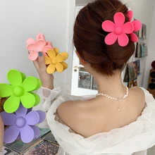 

1PC Sweet Flower Shape Hair Clips for Women Girls Hair Claw Chic Barrettes Hair Crab Hairpins Styling Bohemia Hair Accessories