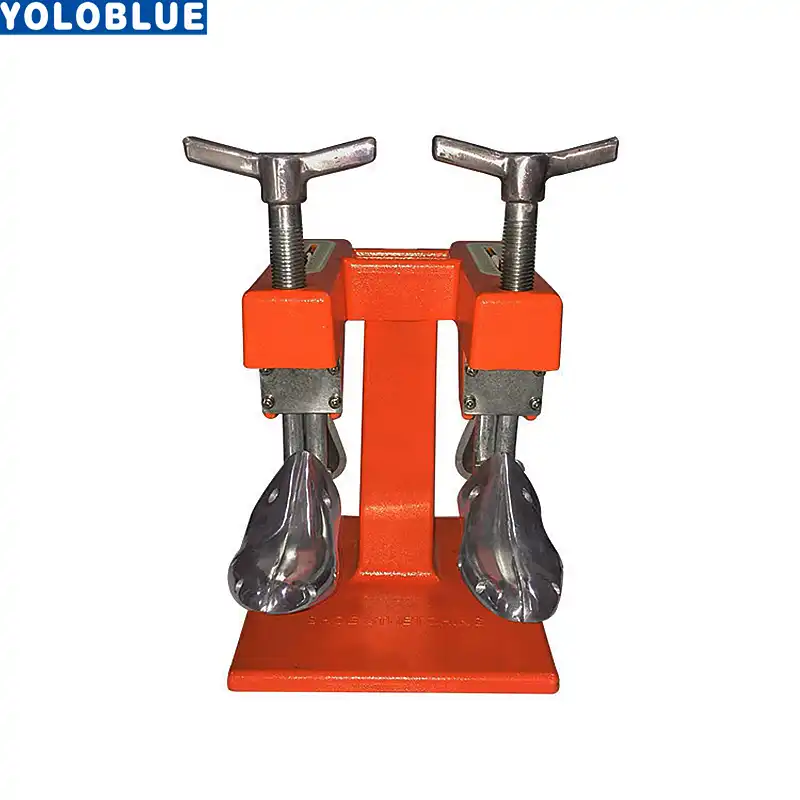 shoe stretching tool