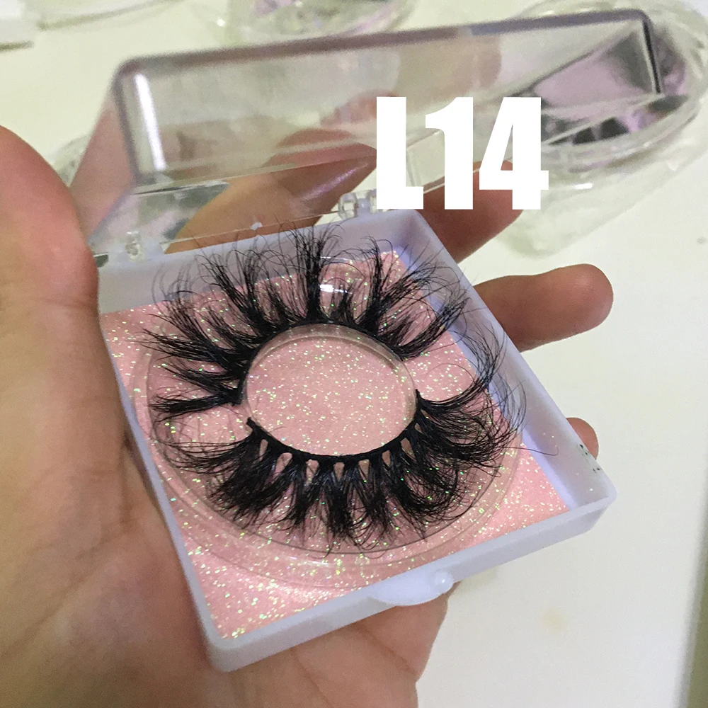 

BossGirl Lashes Mink 25mm Colorful False Eyelashes with Lash Square Boxes Packaging