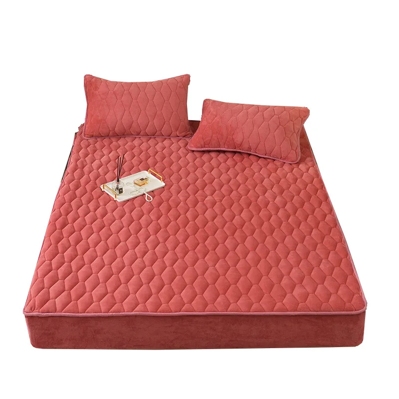 

Thick Winter Warm Bed Cover Elastic Fitted Sheet Quilted Suede Milk Flannel Bedspread on The Bed Mattress Pad Protection Cover