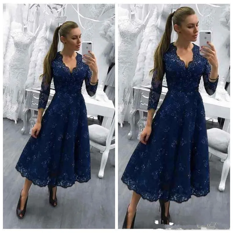 

Navy Blue Mother Of The Bride Dresses V Neck Long Sleeves Lace Appliques Beaded Wedding Guest Dress Tea Length Evening Gowns