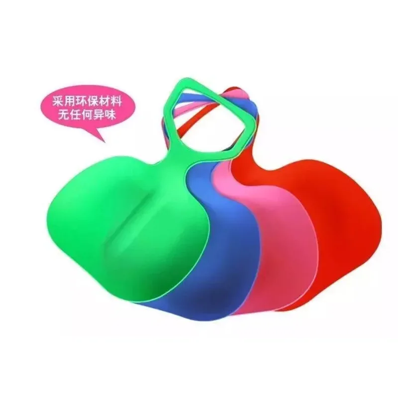 

Manufacturers Wholesale Portable Sled Grass Skiing PCs Sandboarding PCs Children Sandboard Skiing Board