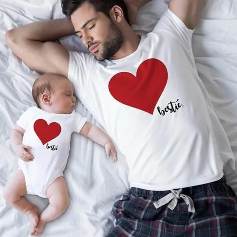 

2019 Family Matching Clothes Heart Man Women T Shirt Daddy and Outfits Father Son Dad Baby Boy Kids Look Torridity