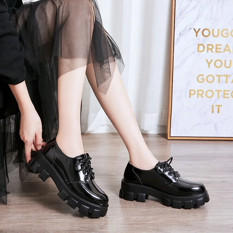 

Small Leather Shoes Women's England Retro College Style Black And White with Pattern Versatile Autumn & Winter 2019 New Style St