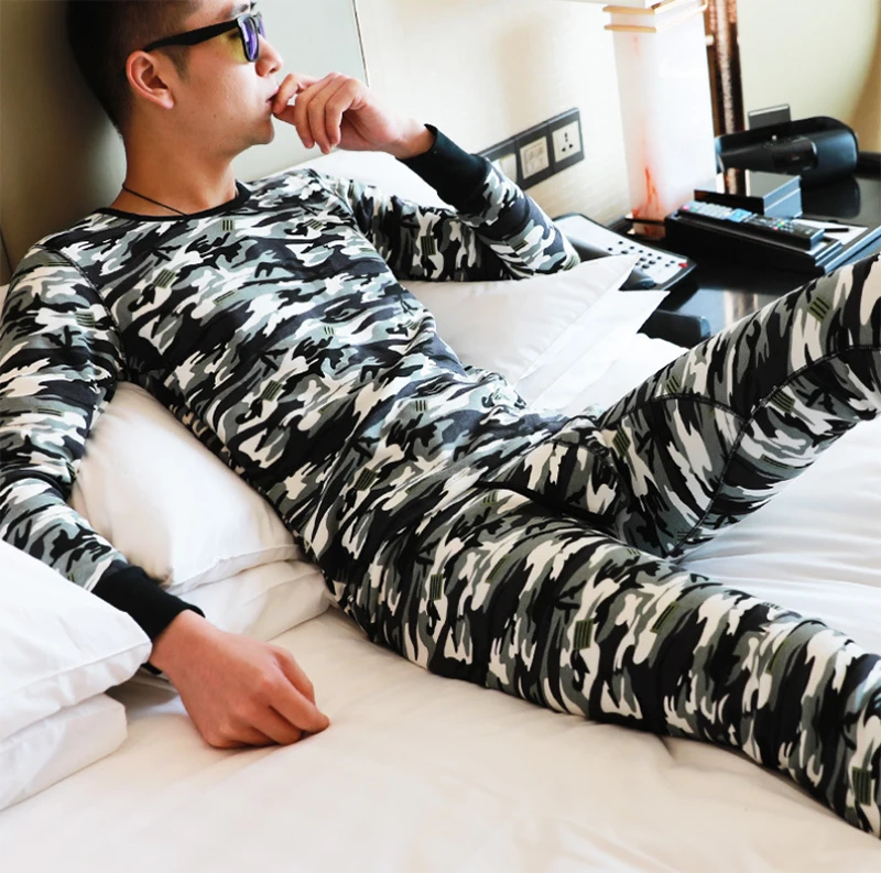 Male Winter Thermal Underwear Men Long Thermal Suit Polyester Comfortable Warm Tops + Pants Piece Set Thermal Underwear
