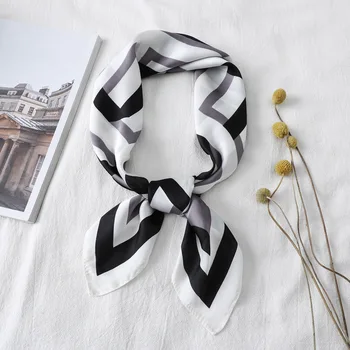 

2020 New Square Towel Printed Fashionable Air Hostess Small Scarf Tide Shading Neck Imitation Silk Women Travel Scarf Head Band