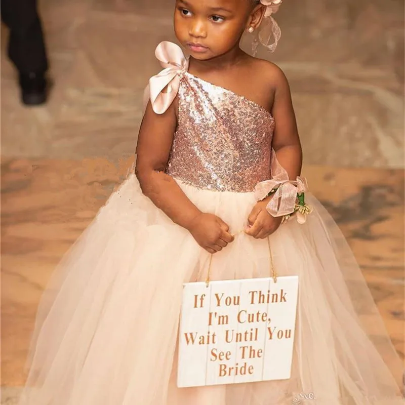 32Lovely Blush Pink Cheap Flower Girls Dresses for Weddings 2020 A Line One Shoulder Sequined Cheap First Holy Communion Pageant Girls Gowns