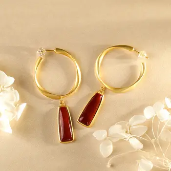 

New silver inlaid natural South Red Earrings Chinese style retro unique ancient gold craft light luxury women's brand jewelry