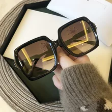 

Vintage Oversized Square Female Sunglasses Luxury Designer Big Frame Sun Glasses Women Fashion Dazzle Color Gradient Eyewear Men