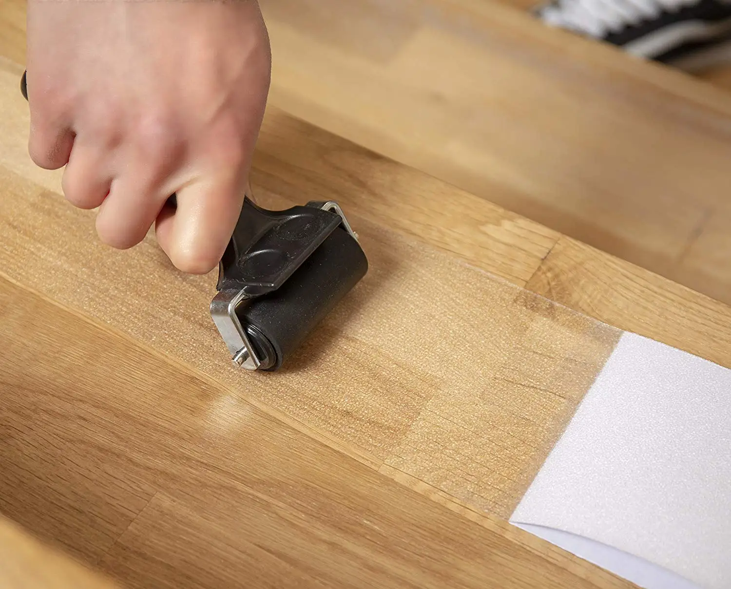 Nastro Antiscivolo Trasparente 20m X 2cm | Per Scale Interni Ed Esterni | Adesivo Forte | Impermeabile - Foto 10