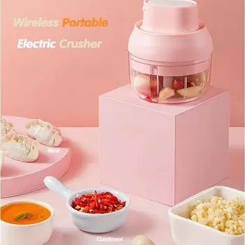 

Wireless Portable Electric Crusher 200ml Portable Electric Blender Multipurpose Wireless Mini USB Rechargable vegetables cup