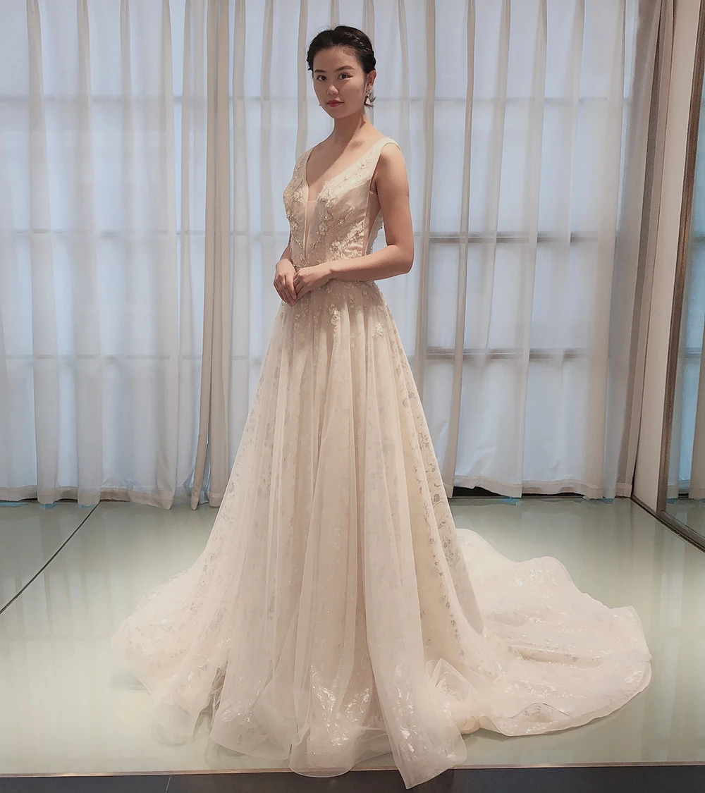 SL-8083 Customized Sexy Deep Sweetheart Lace Belt Wedding