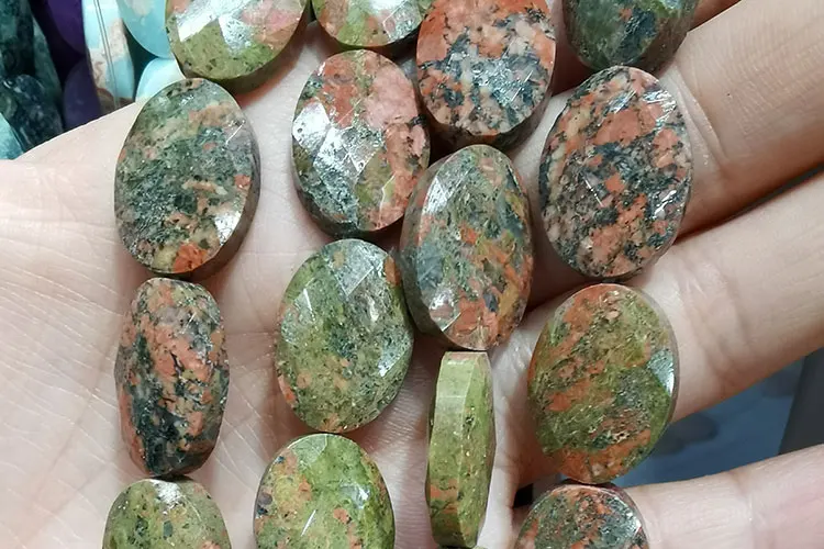 安価 ワタナベ Natural Wholesale Faceted Jades Agates Beads Stone Oval チャーム
