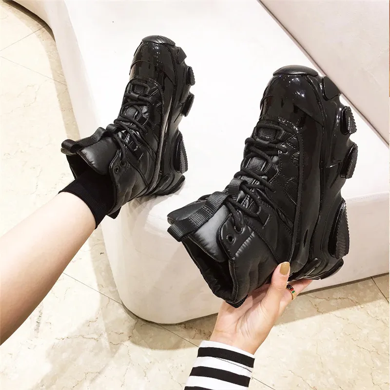 Women's Winter Shoes Sports Style High-Top Shoes Genuine Leather Platform Shoes Plus Velvet Warm Sneakers Women's Snow Boots 6CM