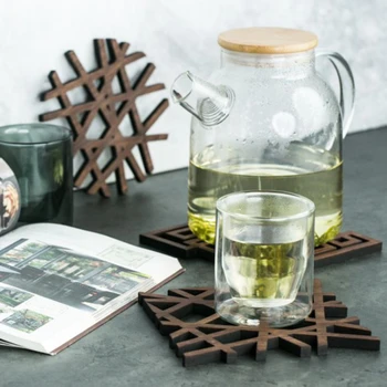 

Retro Hollow Wooden Art Deco Tableware Anti-scalding Insulation Cup Mats Pots Kitchen Accessories